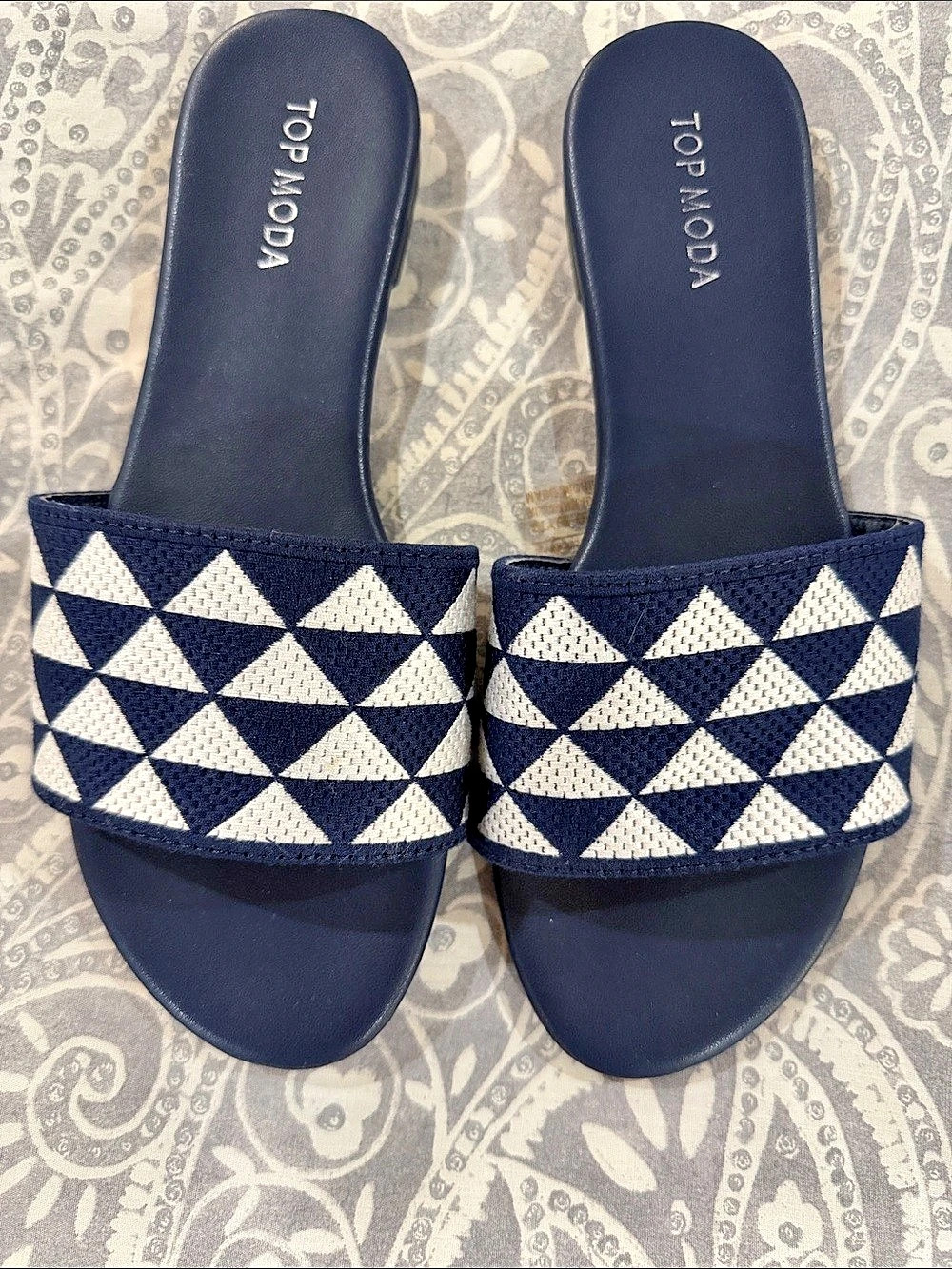 Top Moda Women's Geometric Slide Sandals in Blue & White. Never worn outside